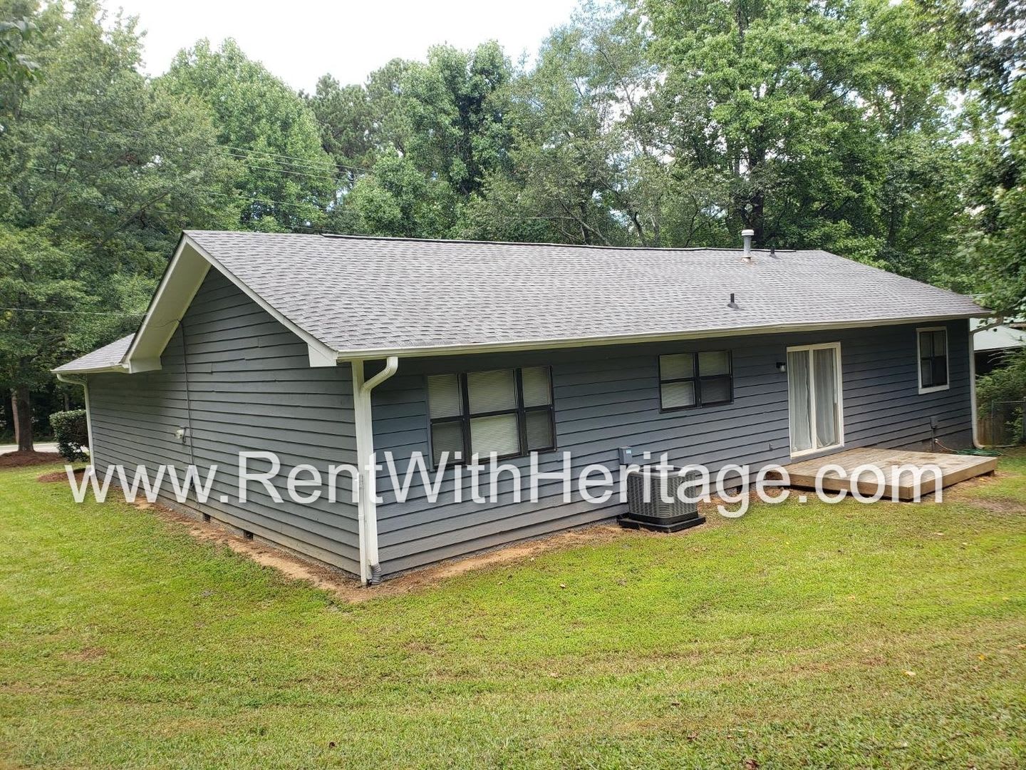 Wow Gorgeous Stepless Ranch With All The Upgrades Great Location Yard Maintenenace Included – photo 5