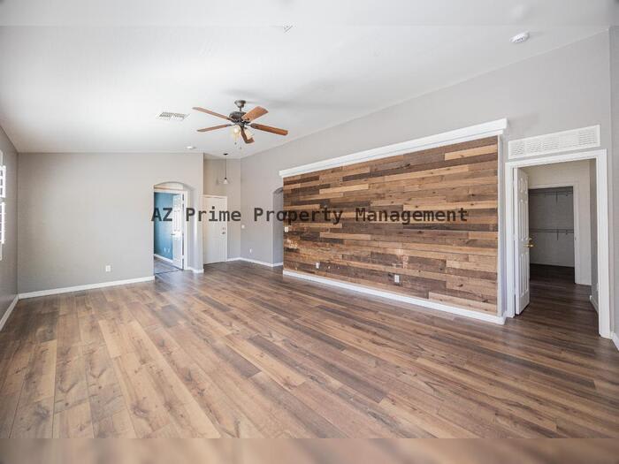 10960 West Taft Street – photo 5