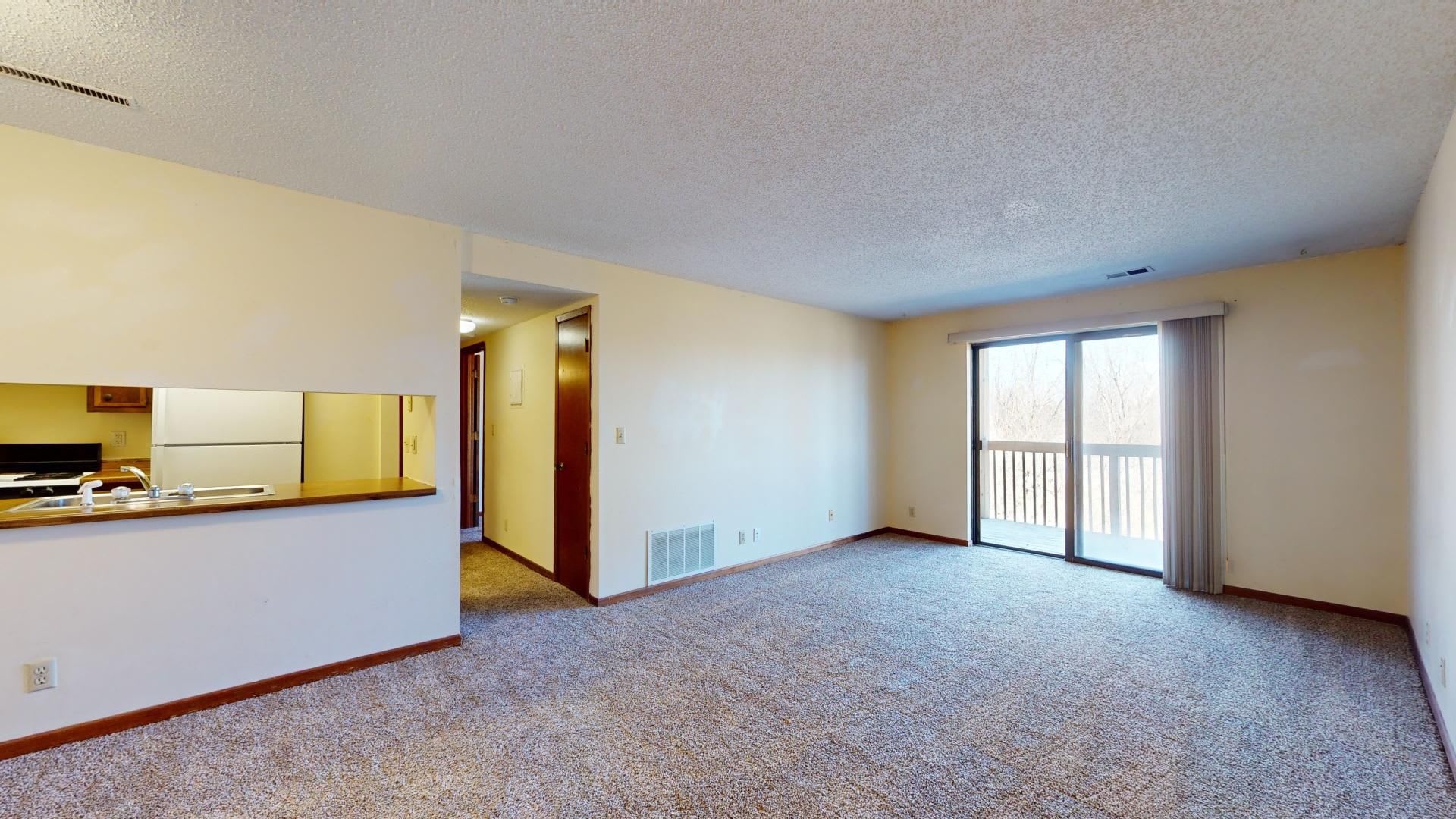 Beautiful Location with Lots of Trees and Greenspace – photo 4