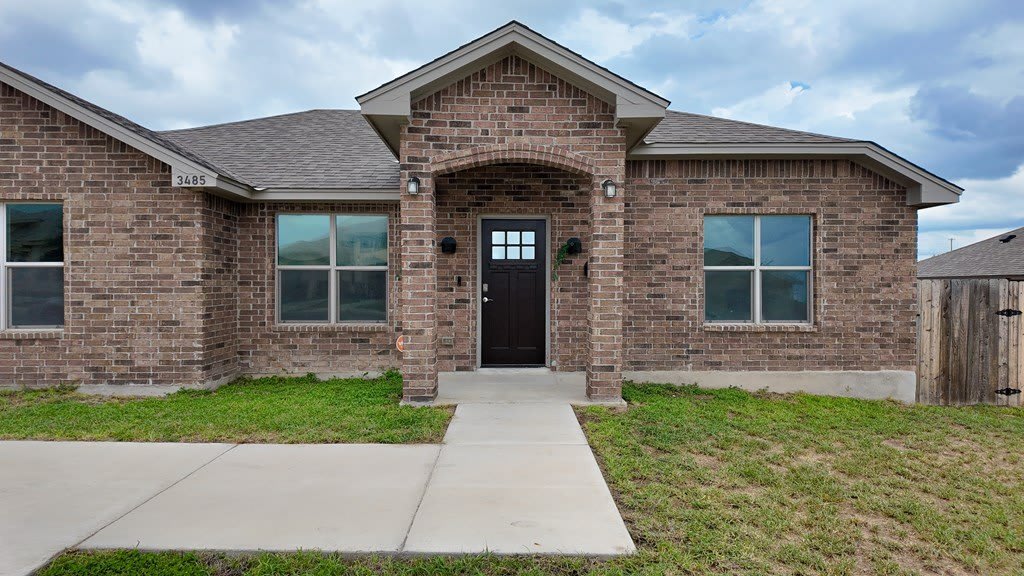 3485 Nicole St – photo 4