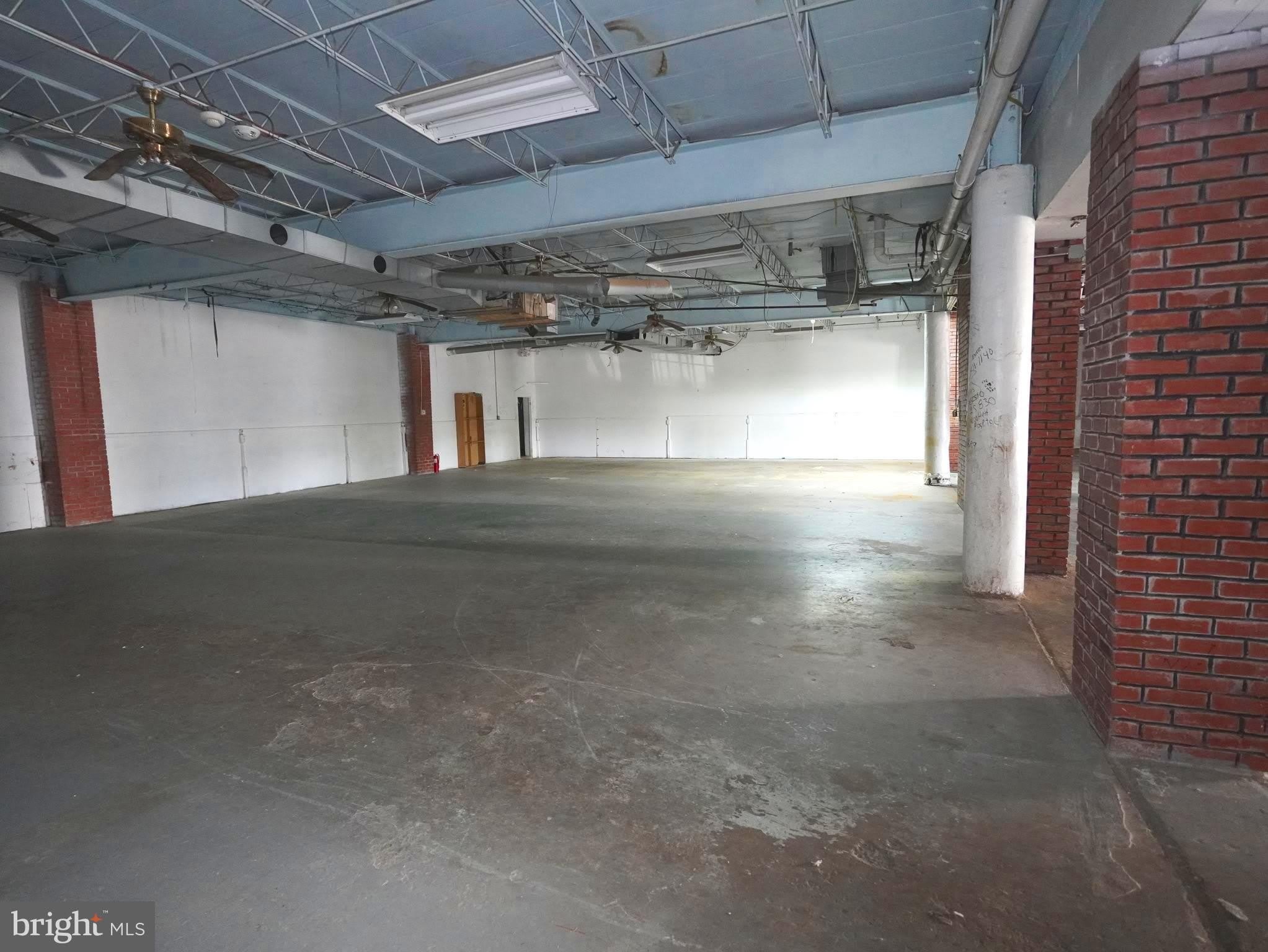 4501 N Howard Street – photo 4
