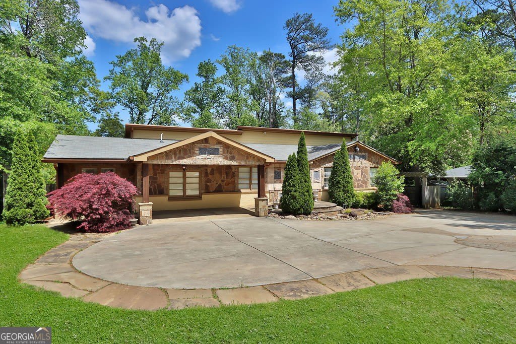 4081 Ashford Dunwoody Road NE – photo 5
