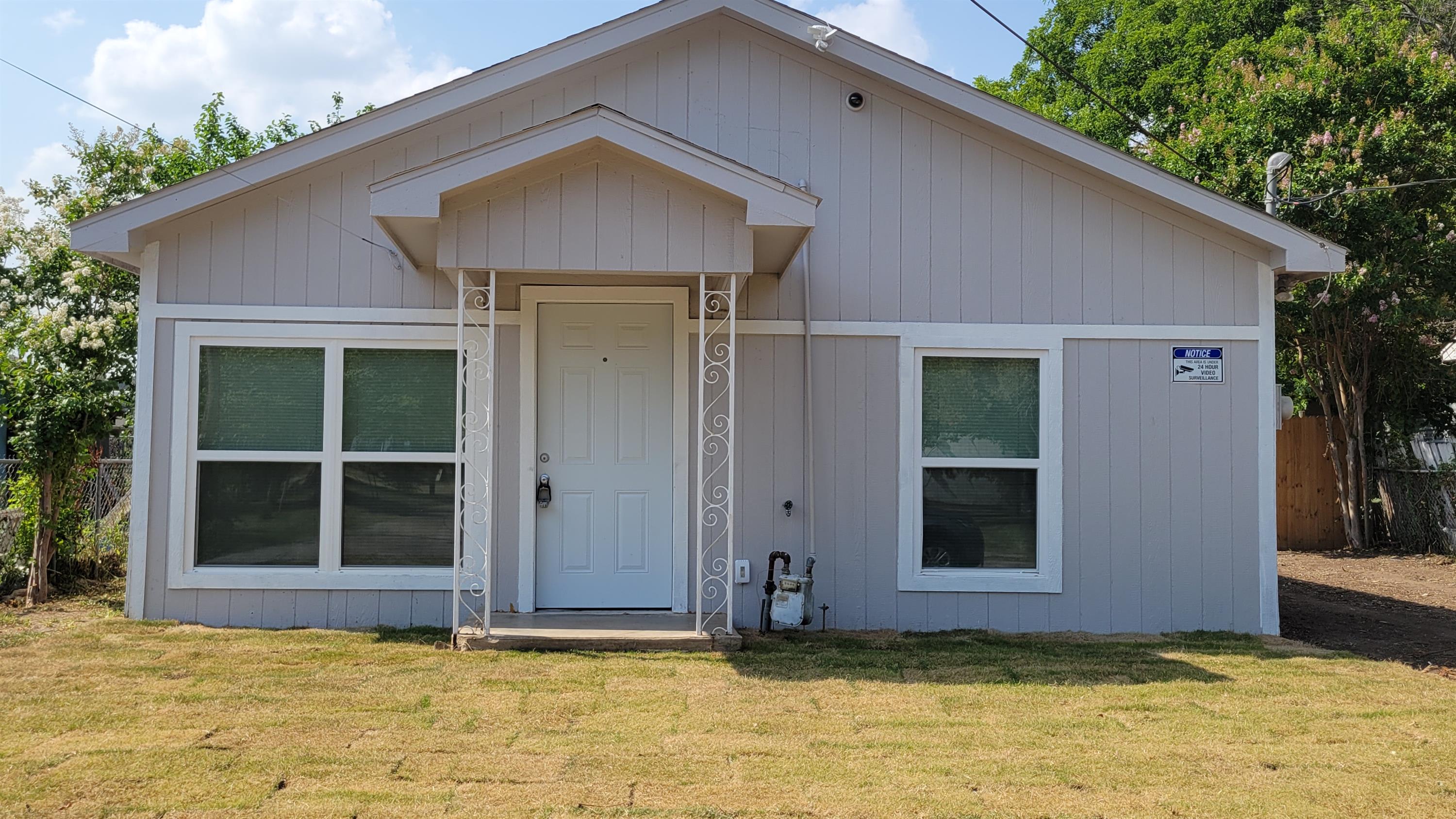 301 Robbins Street – photo 2