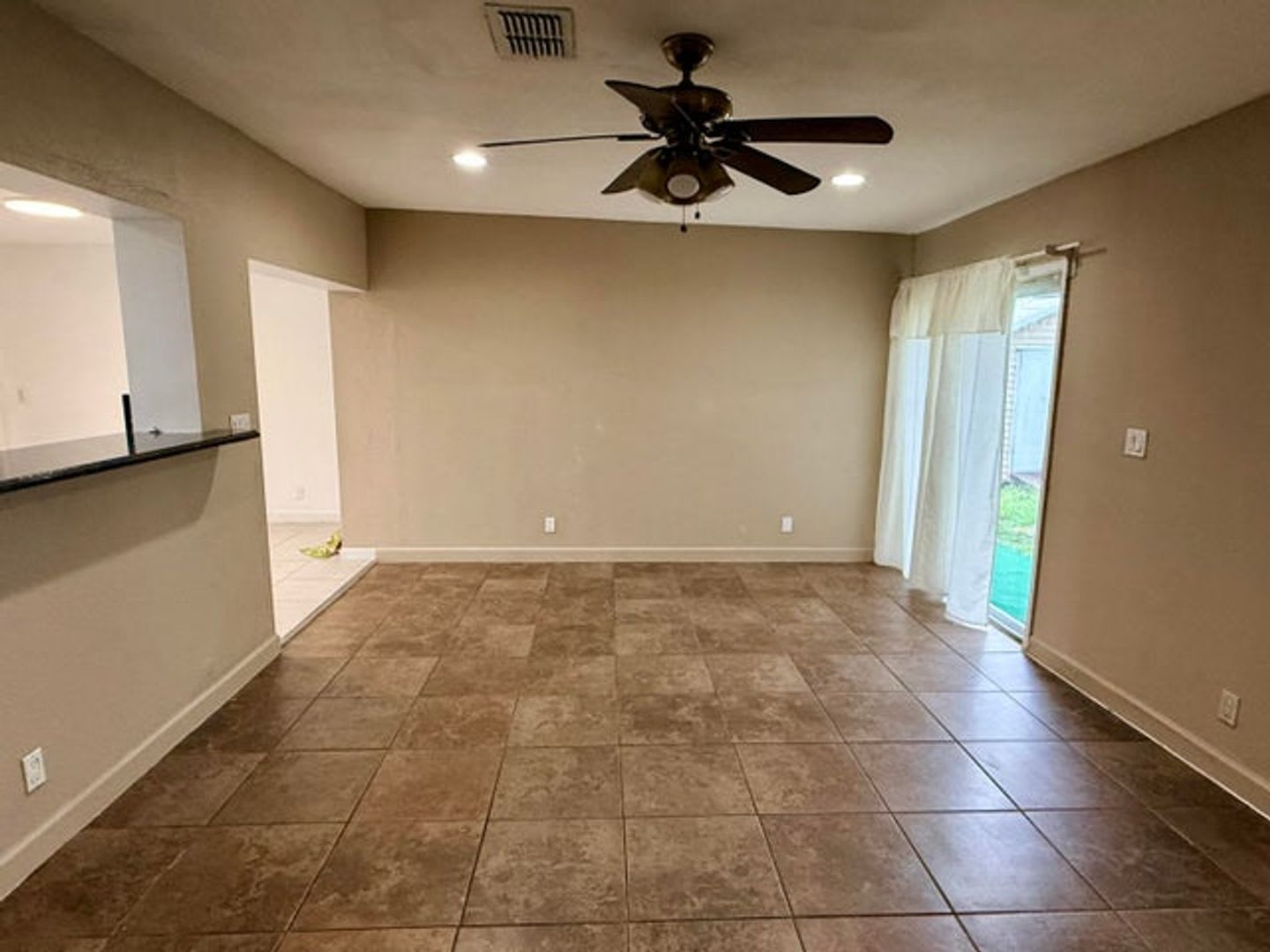 180 SW 32ND Terrace, Deerfield Beach, FL 33442 – photo 2