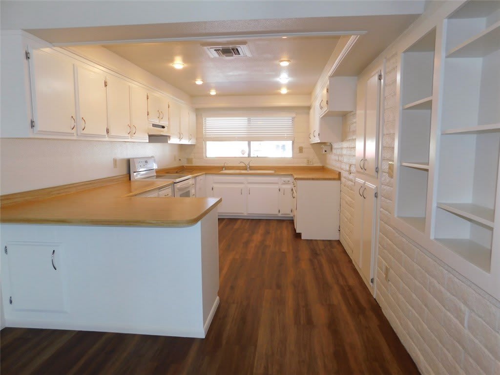 2077 Whitewater Drive – photo 5