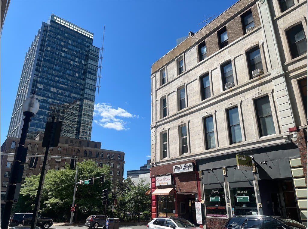 145 Pearl St – photo 1