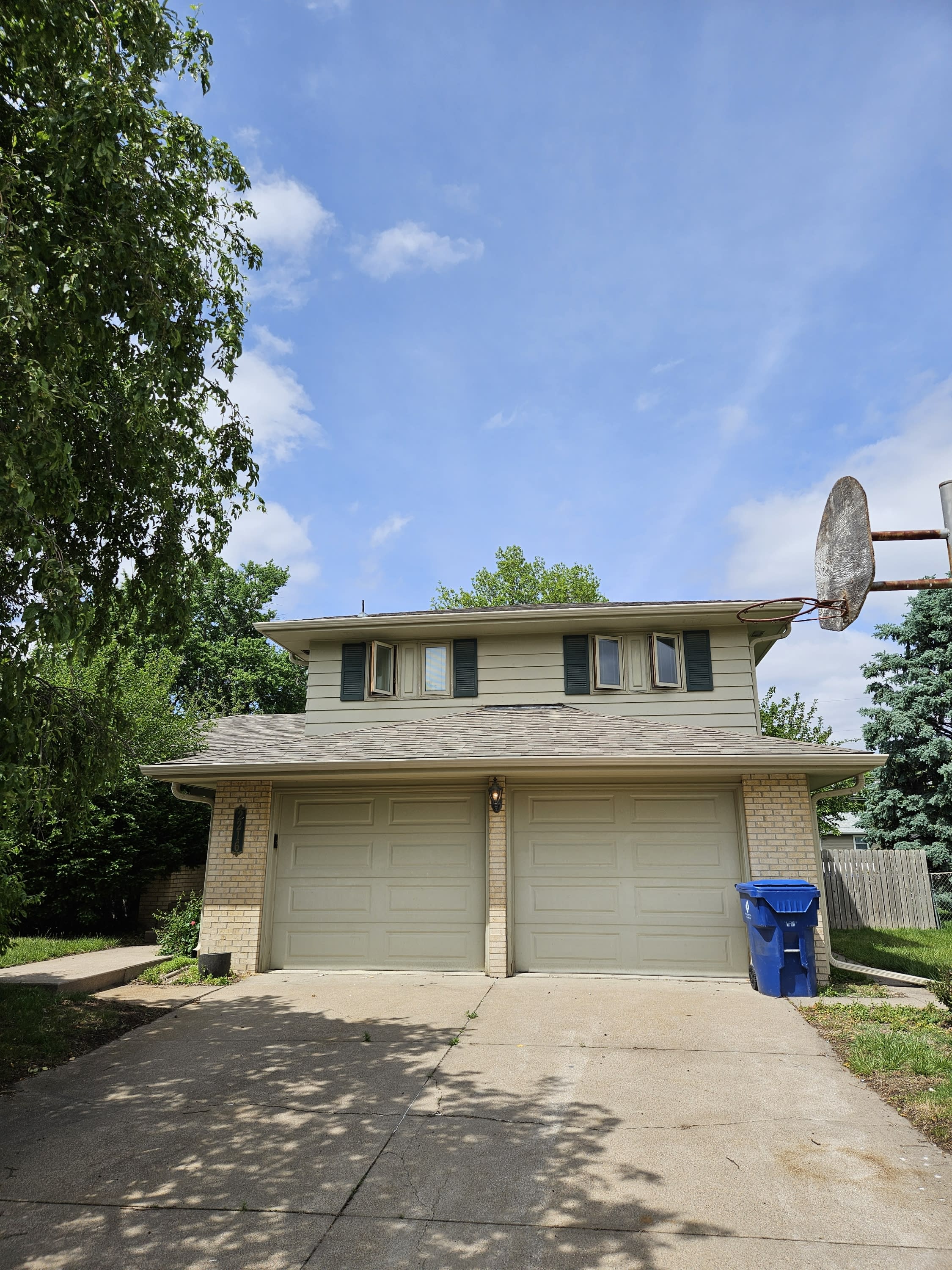 2216 East 8th Street – photo 3