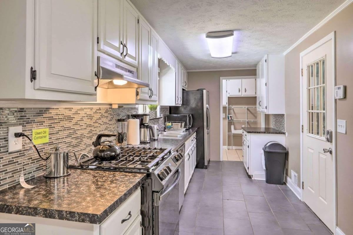6207 Moss Drive – photo 4