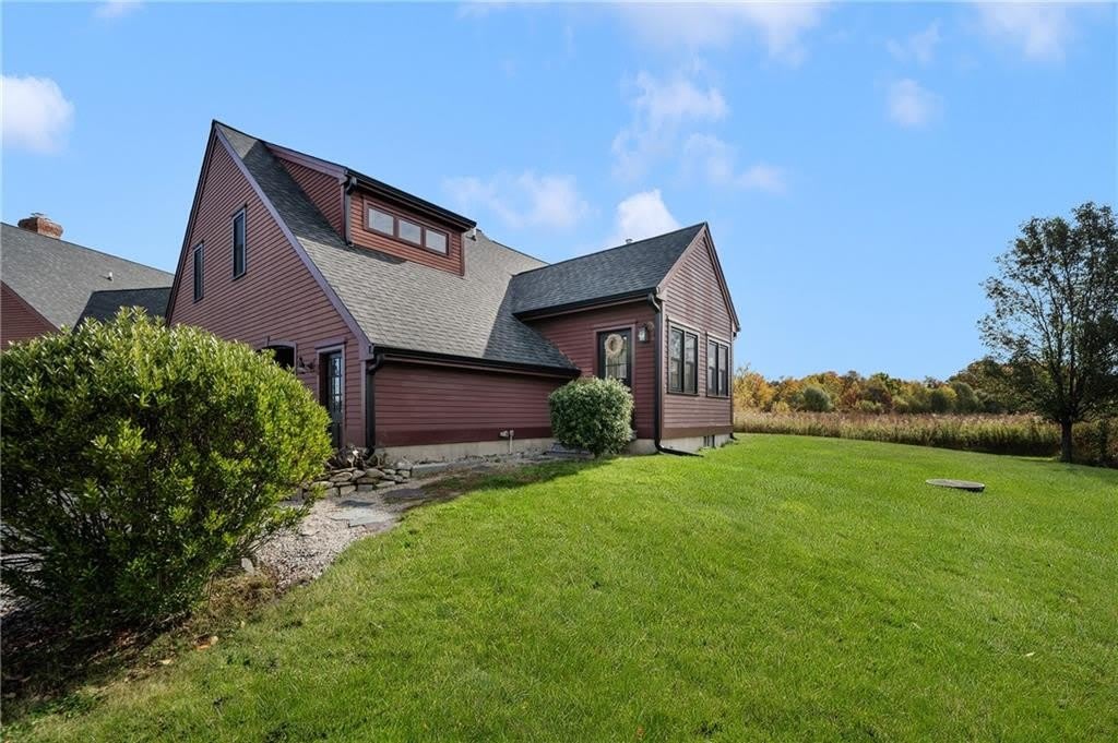 318 Sutton Street – photo 2