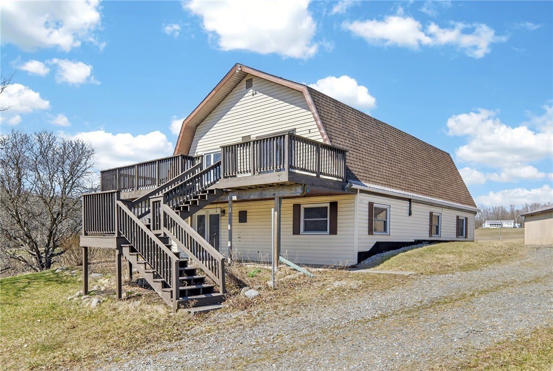 999 Salmon Creek Road – photo 1