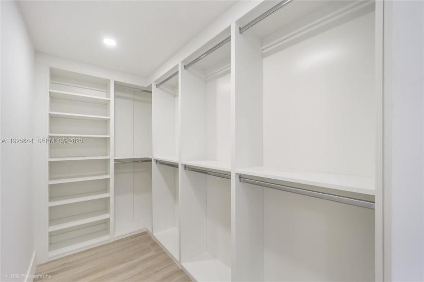 1654 SW 18th Ave – photo 5