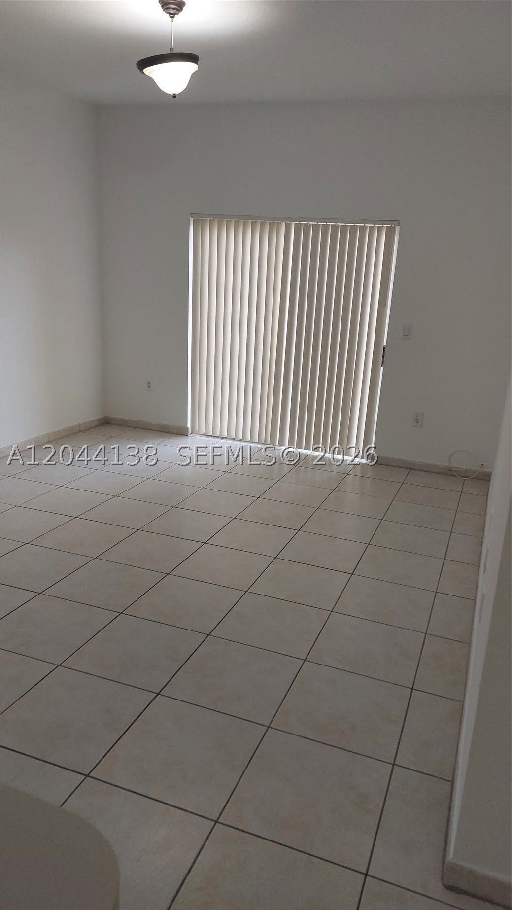 7290 NW 114th Ave – photo 2