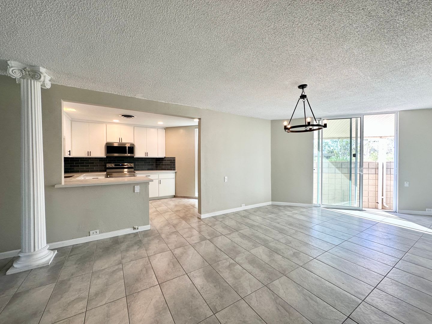 Coming Soon Beautiful 2 Bedroom 2 Bathroom Condo In Palm Springs – photo 2