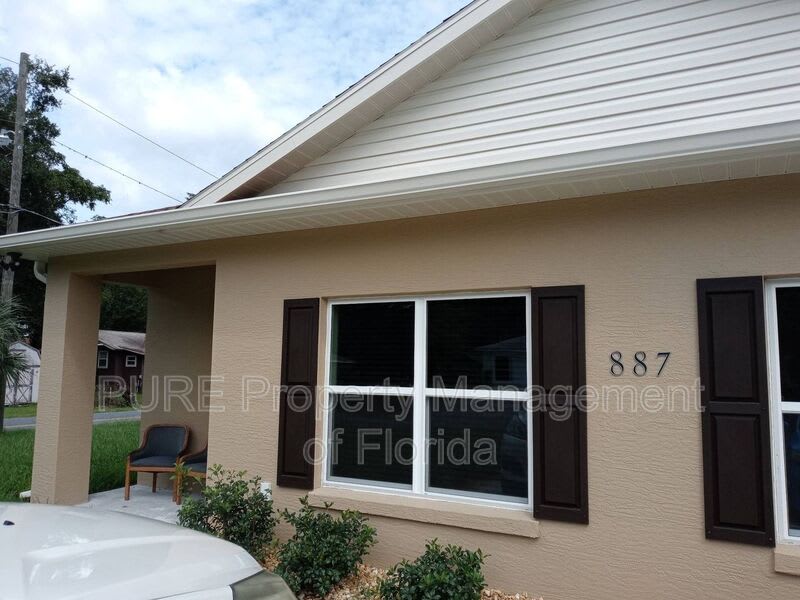 887 NW 6 Terrace – photo 3