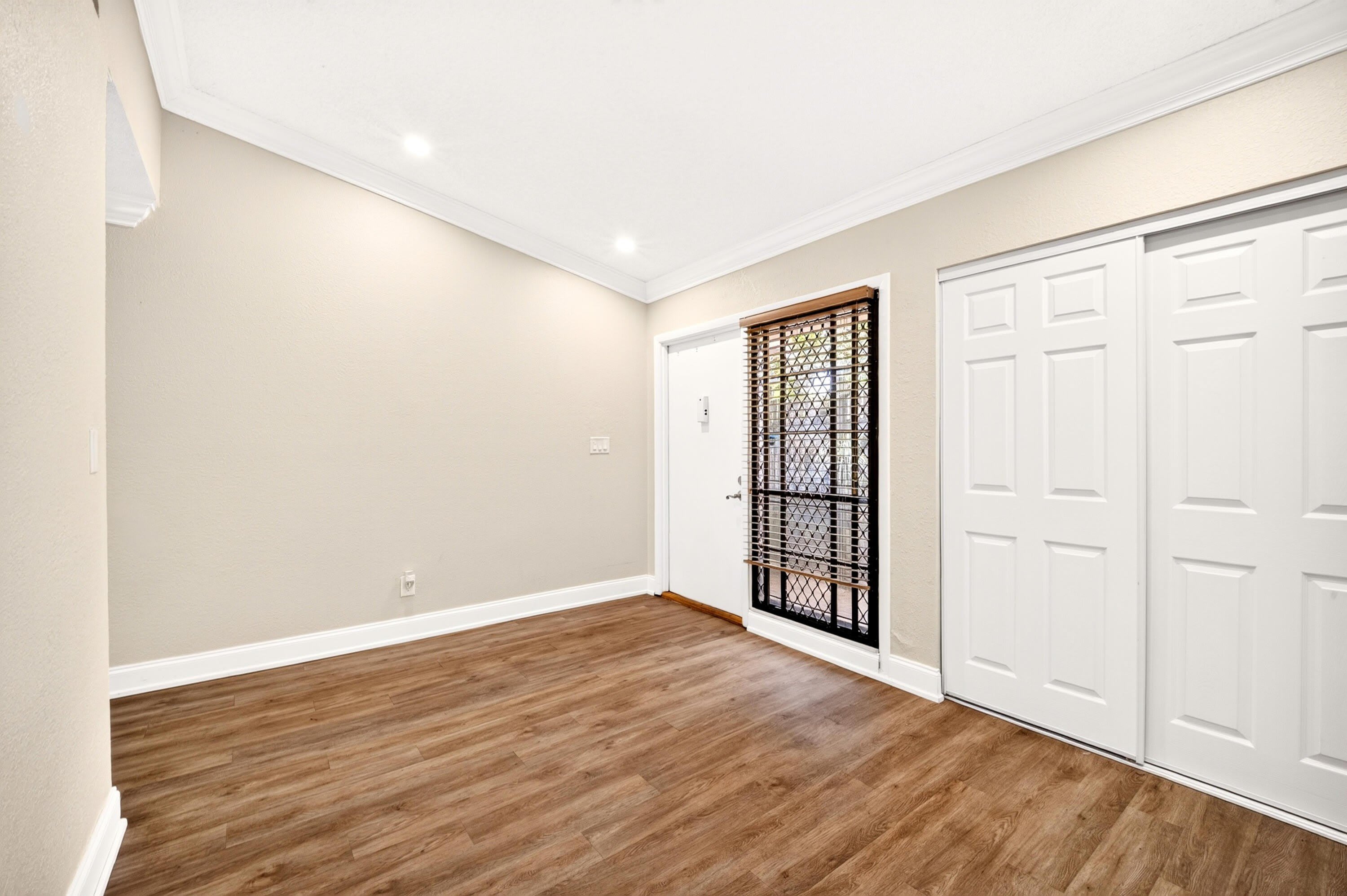 921 NW 122ND Terrace – photo 5