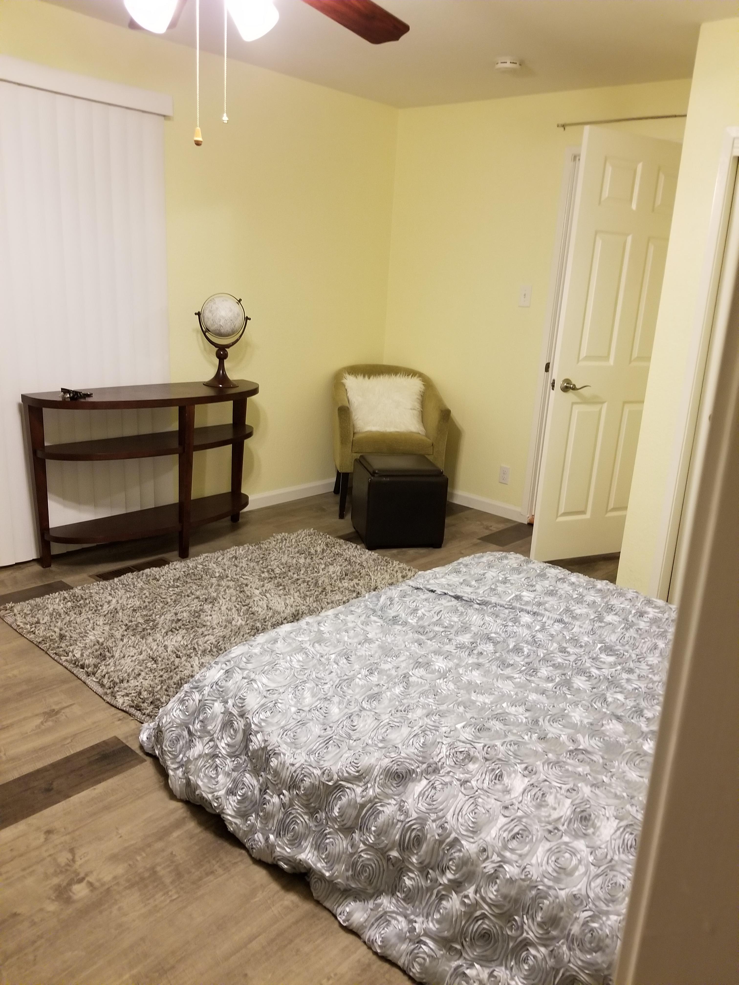 1539 Nob Hill Avenue – photo 2