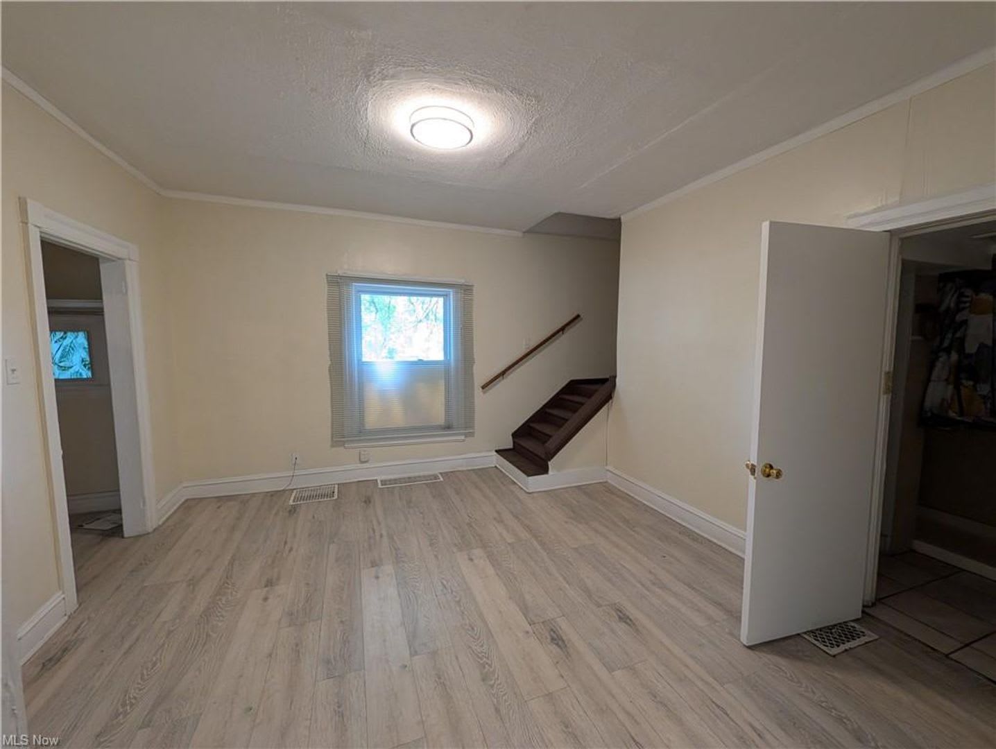4 bed 2 Bath Rental – photo 5