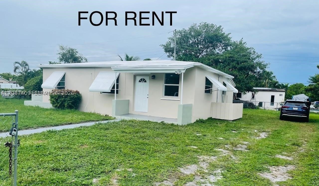 12330 NW 17th Ct – photo 2