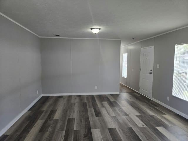 7210 Greenbrier Village Road – photo 3