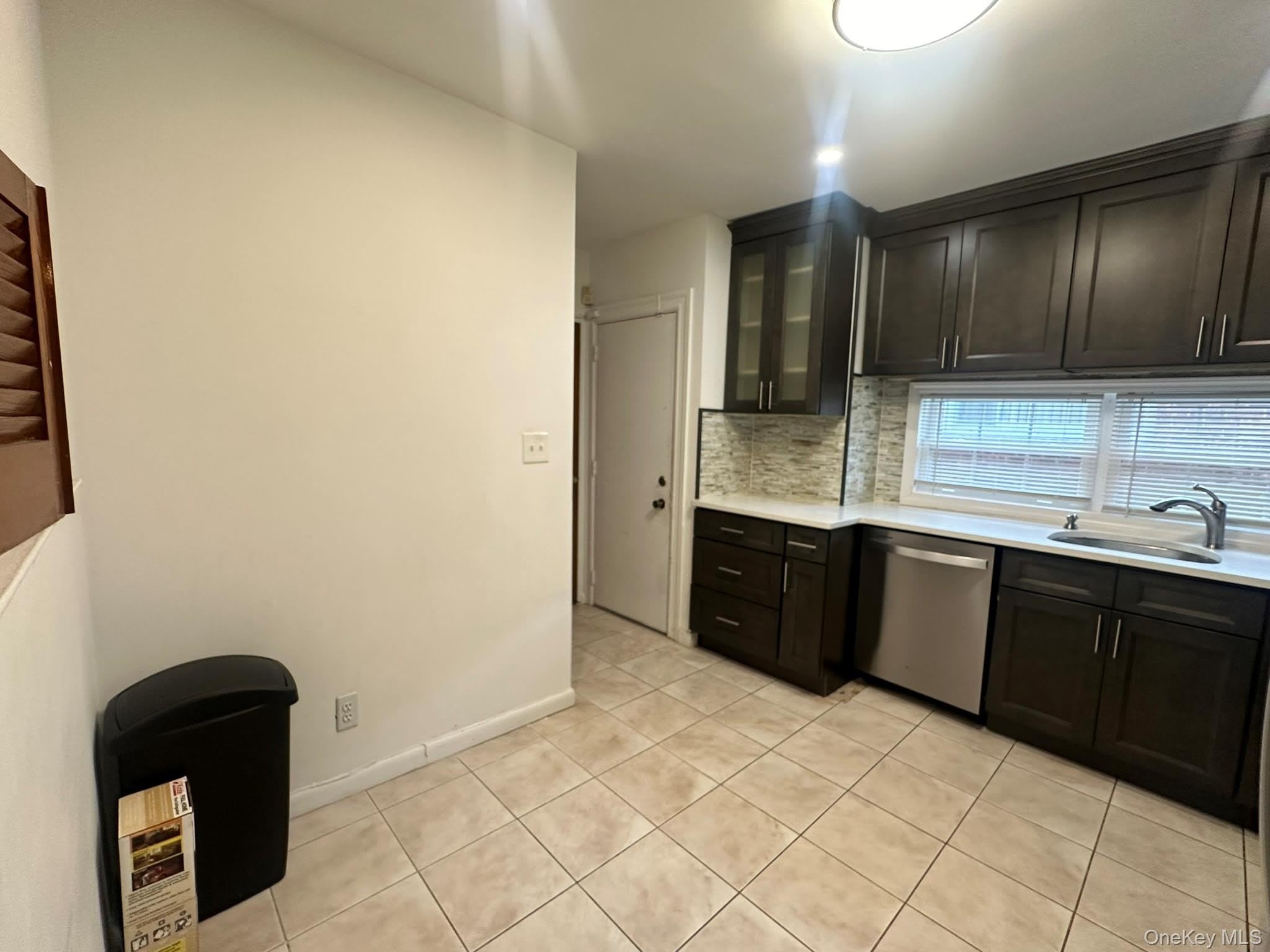 87-89 191st Street – photo 5