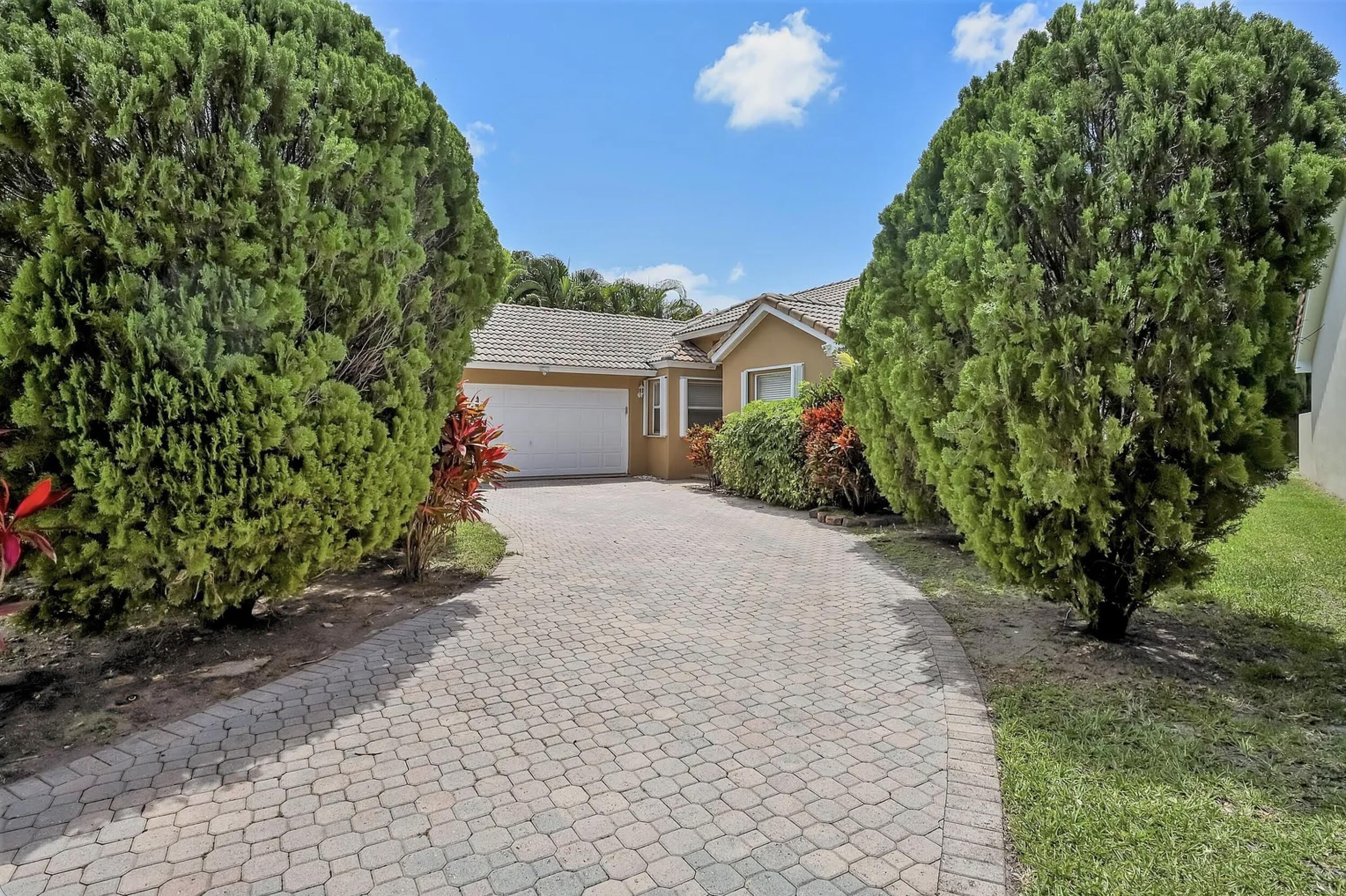 13284 MAJESTIC PINE Court – photo 1