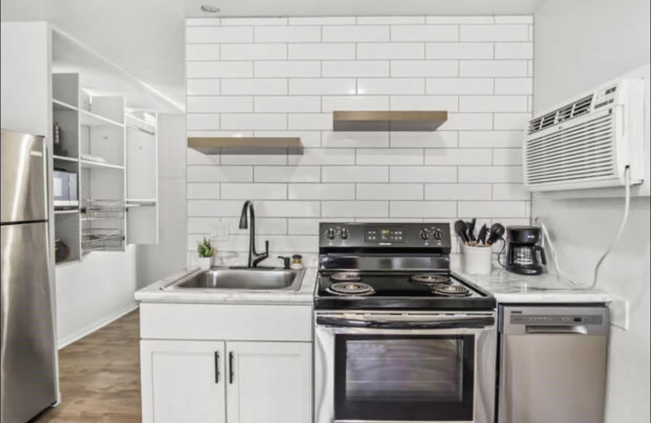 514 E Mifflin Street – photo 3