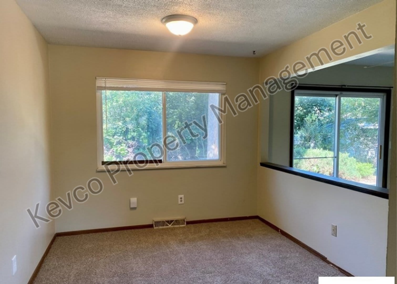 More Space. More Living. Huge 4 Bed House! – photo 4