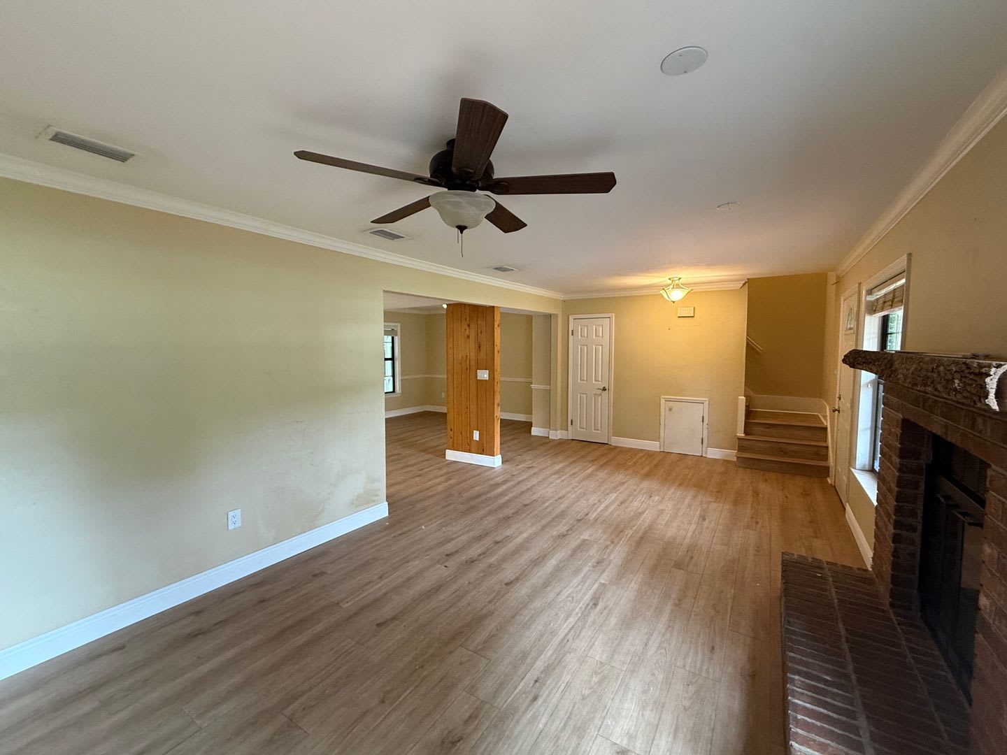 2 Story Home in Heatherwood – photo 3