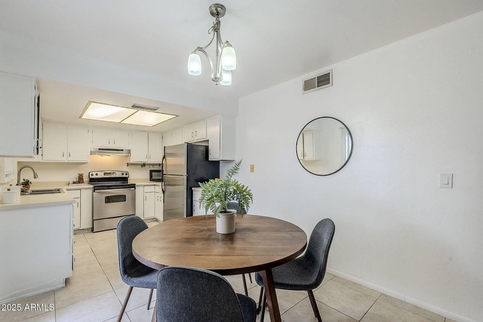 16 W Loma Vista Drive – photo 5