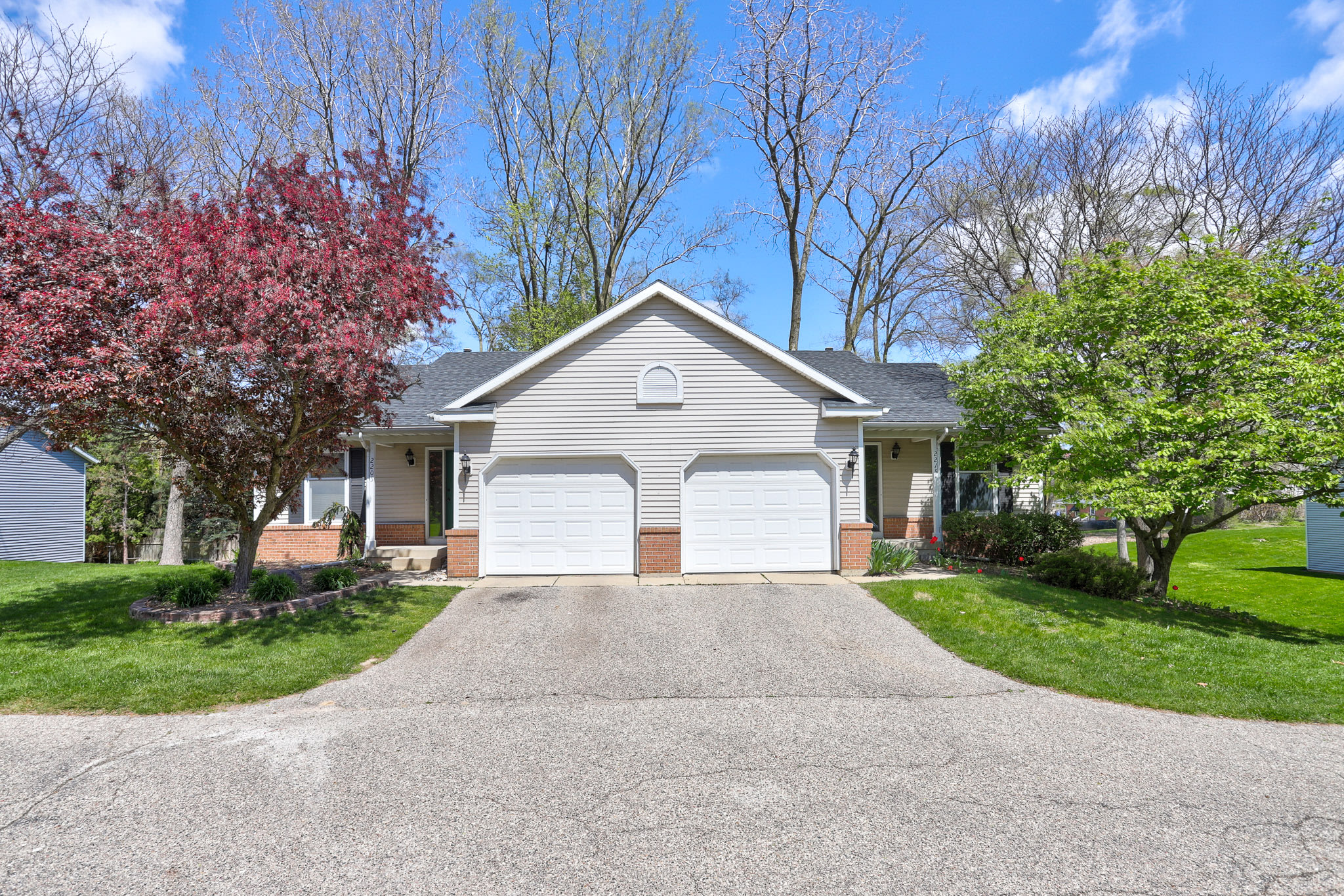 2215 Leonard Street Northeast – photo 1