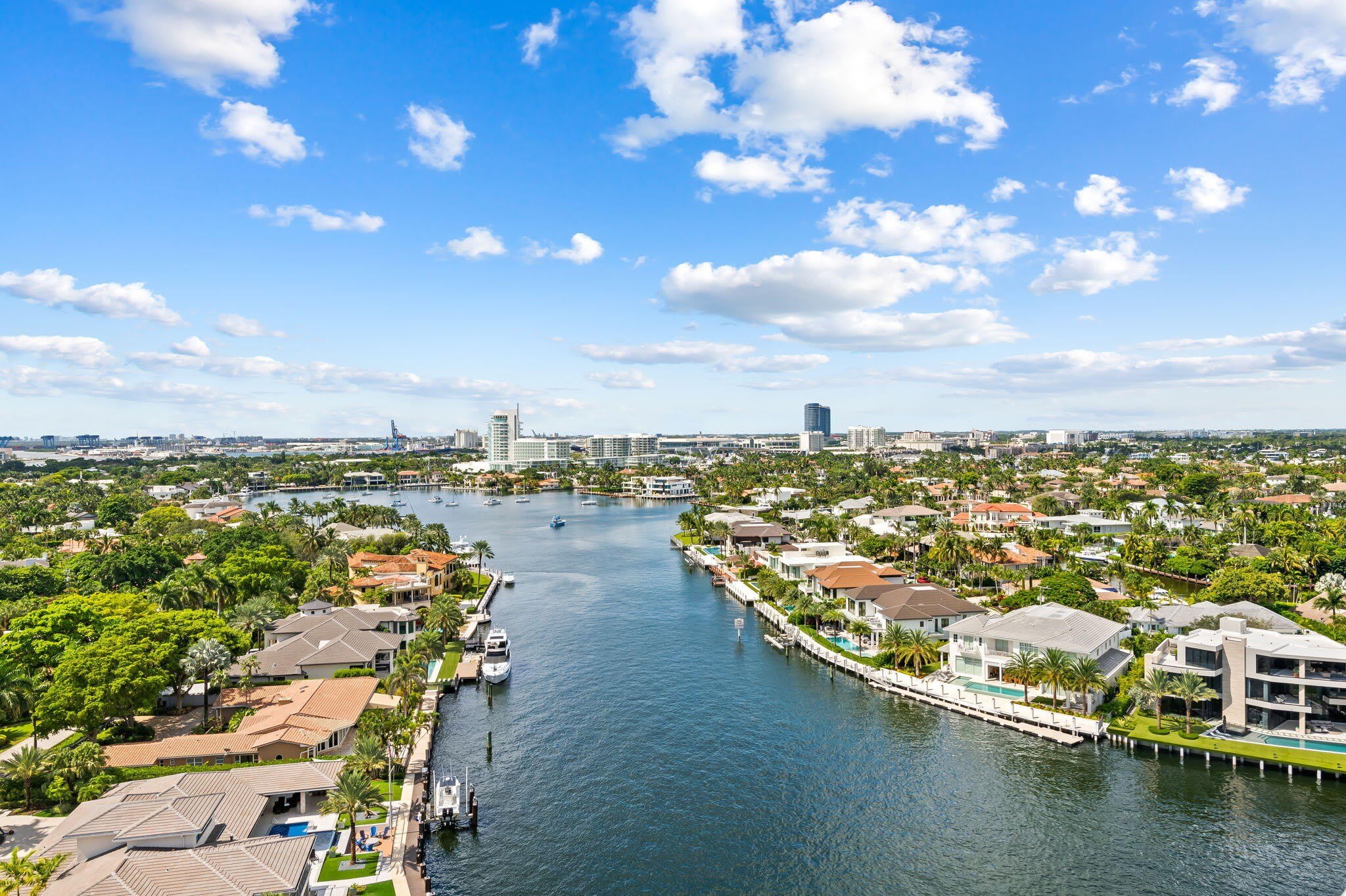 3055 Harbor Drive – photo 2