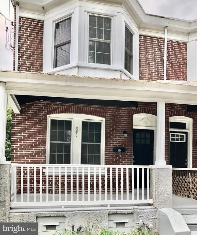 927 SPRING MILL AVENUE – photo 1