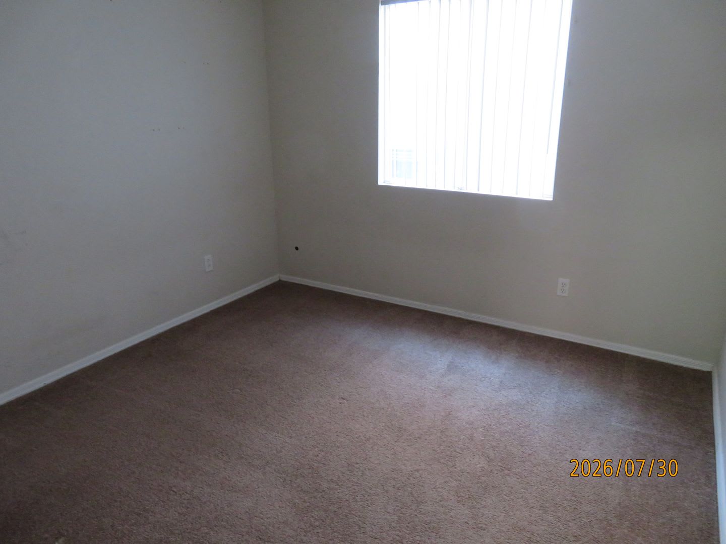 Great Location Phoenix Home 3 Bed 2 Bath – photo 4