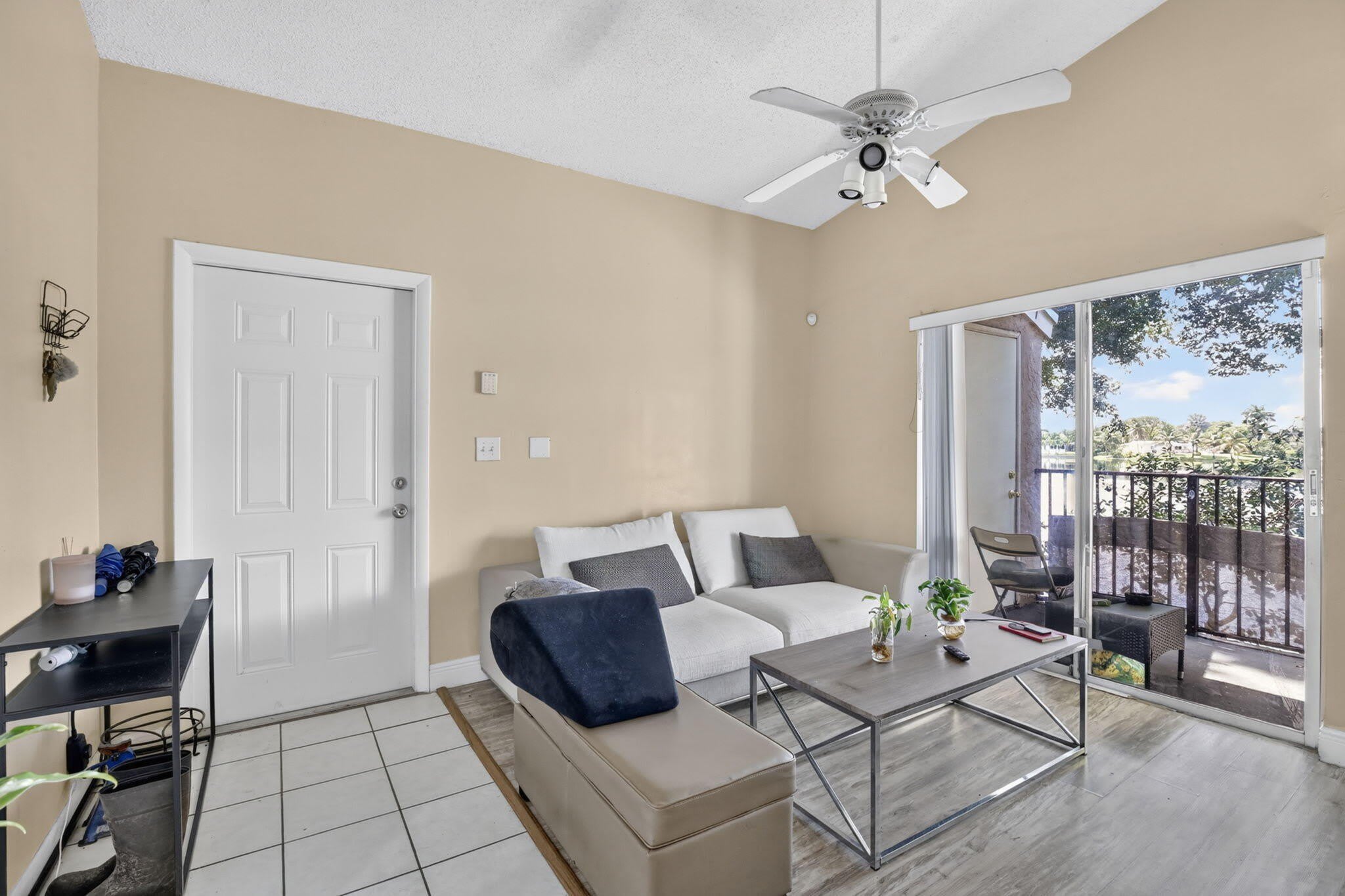 2361 NW 96TH Terrace – photo 3