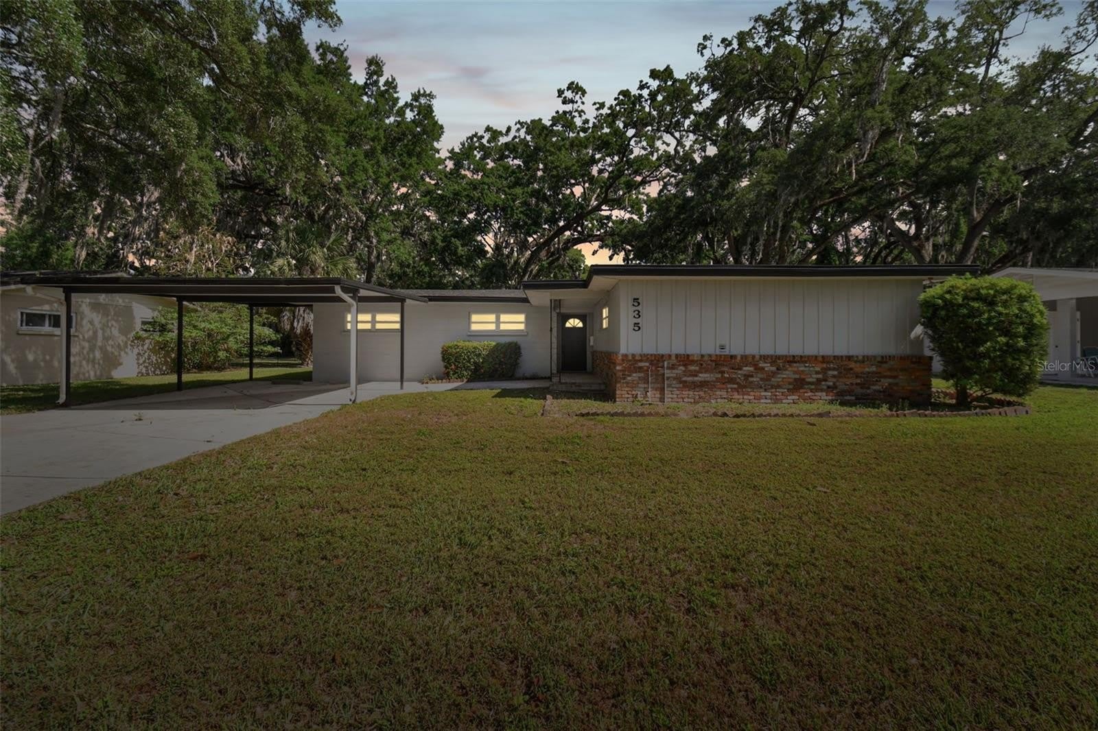 535 W PALMEDEN Drive – photo 2