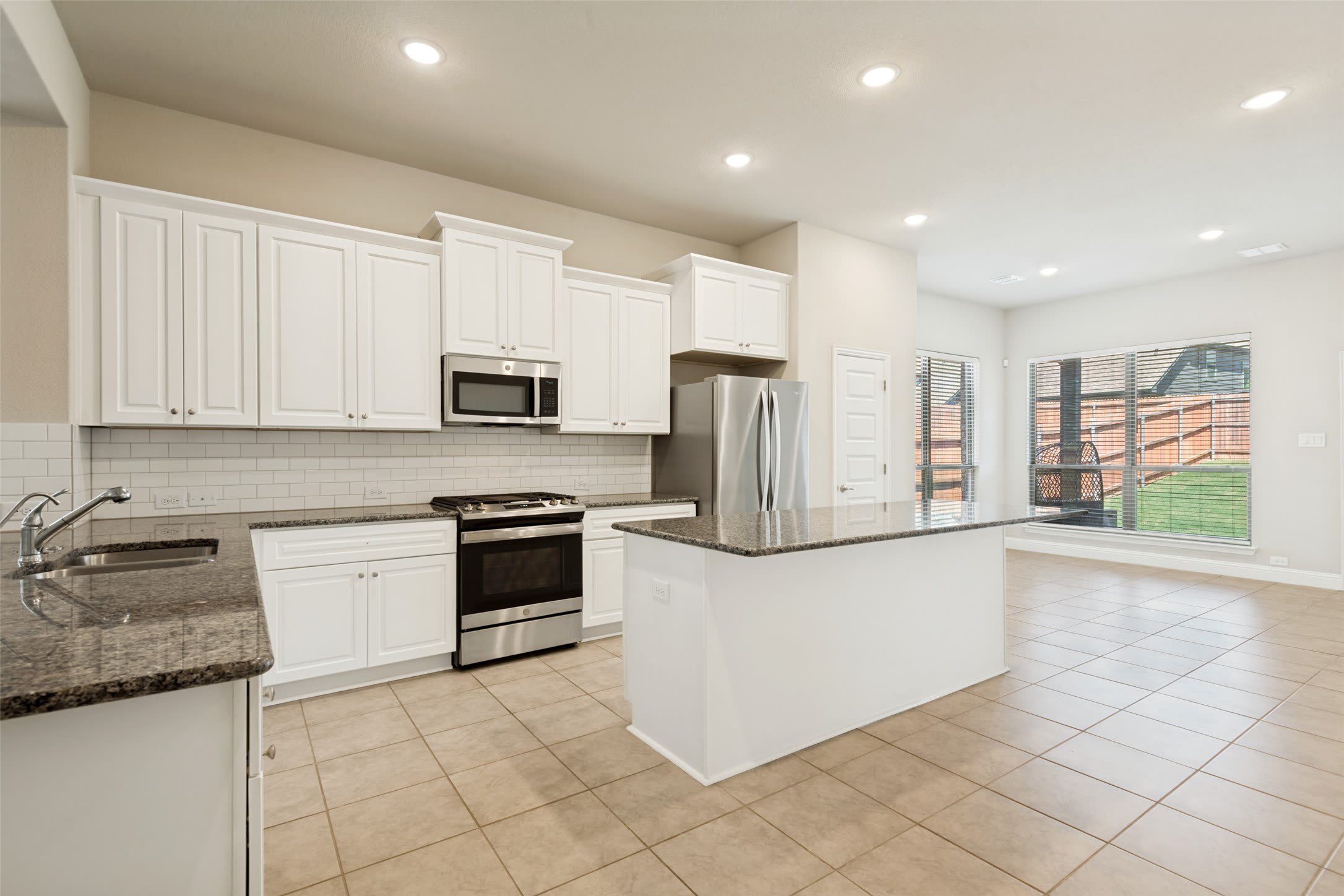 3909 Chesapeake Lane – photo 5