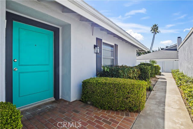 2424 University Drive – photo 1