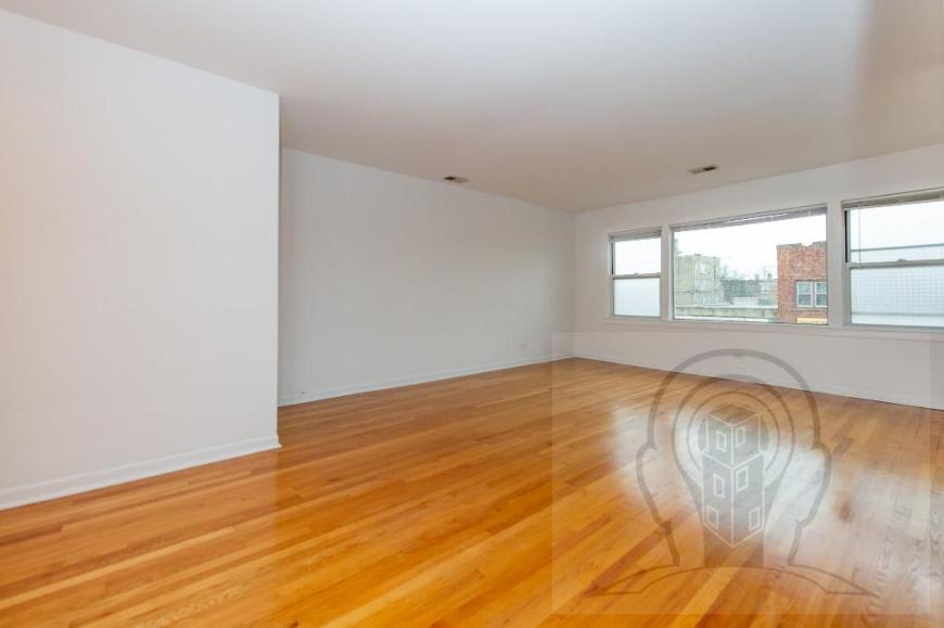 5222 West Belmont Avenue – photo 4