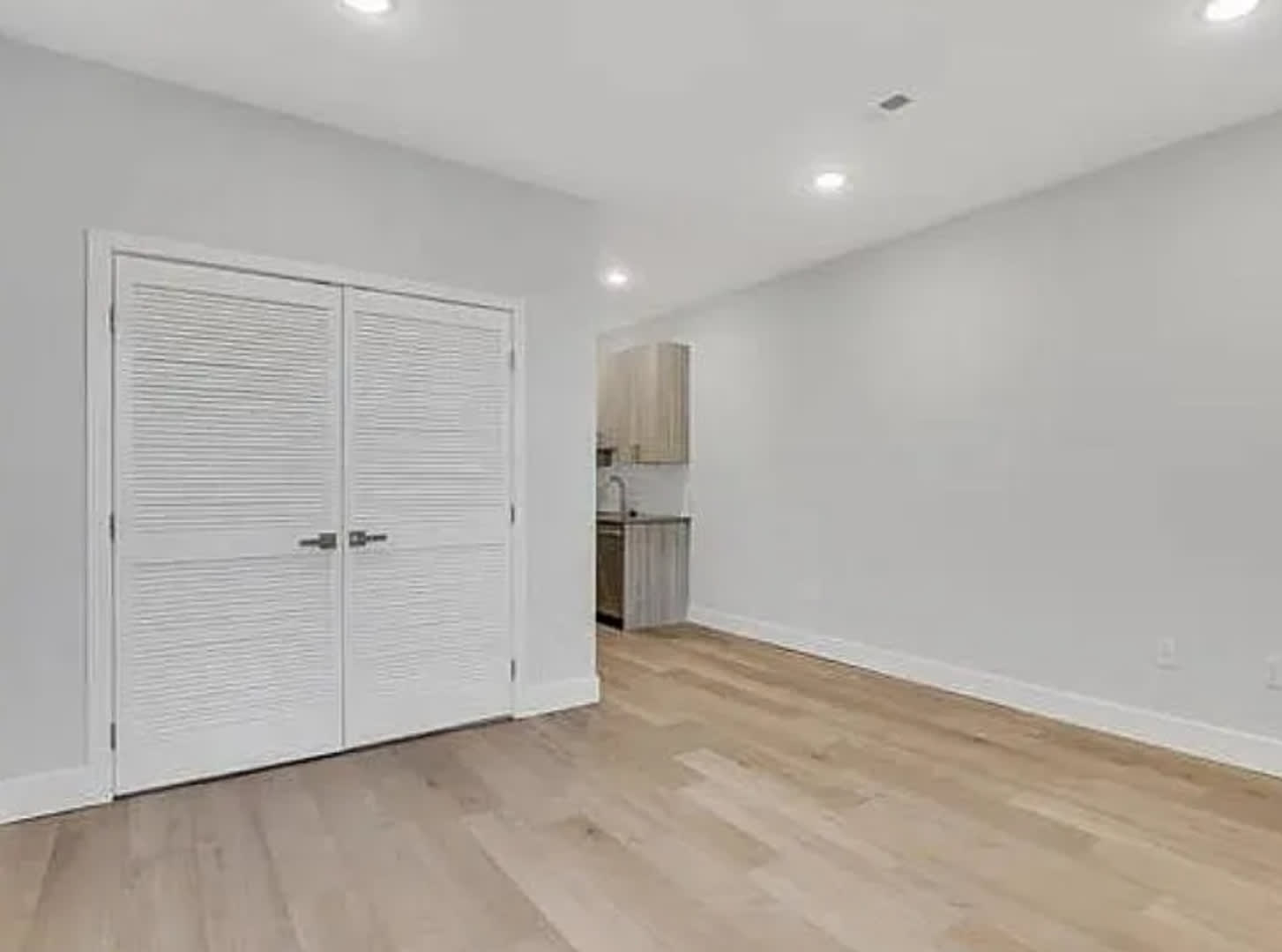 3260 N 13Th Street – photo 3