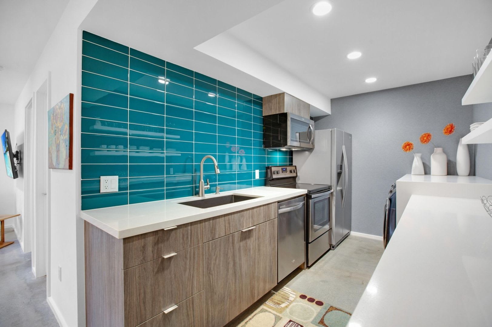 Stylish Ground-Floor Condo in Gated Palm Springs Community – photo 5