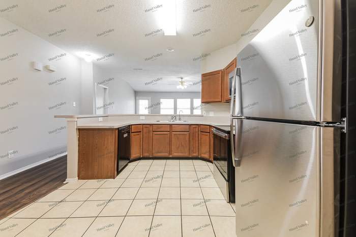1015 Richmond Lane – photo 5