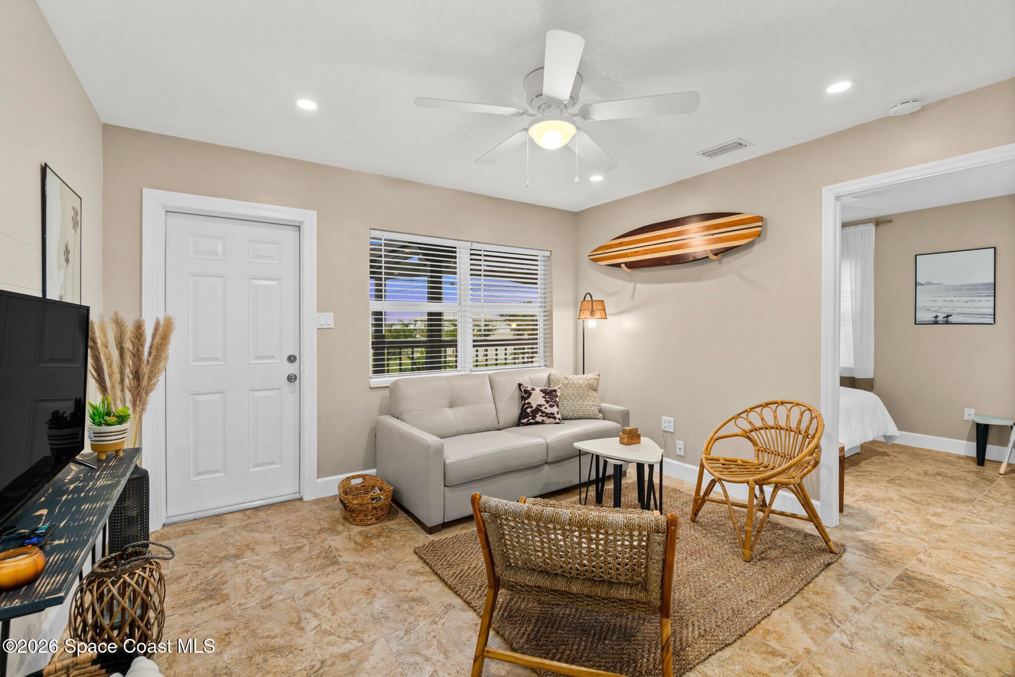 1672 Pineapple Avenue – photo 2