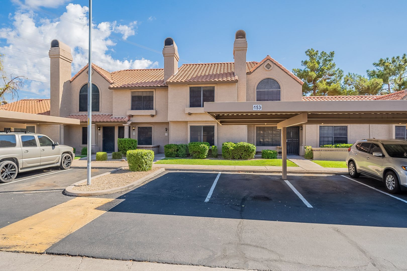 Dual Primary Suites! Charming Chandler Townhome with Pool – photo 1