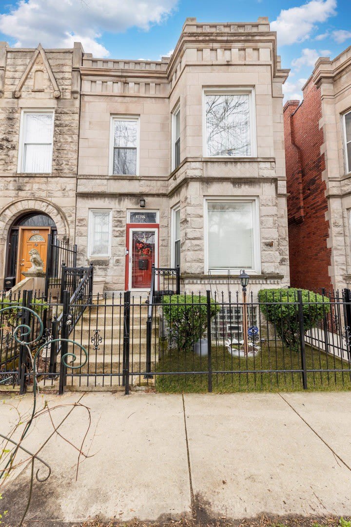 3827 W Flournoy Street – photo 1