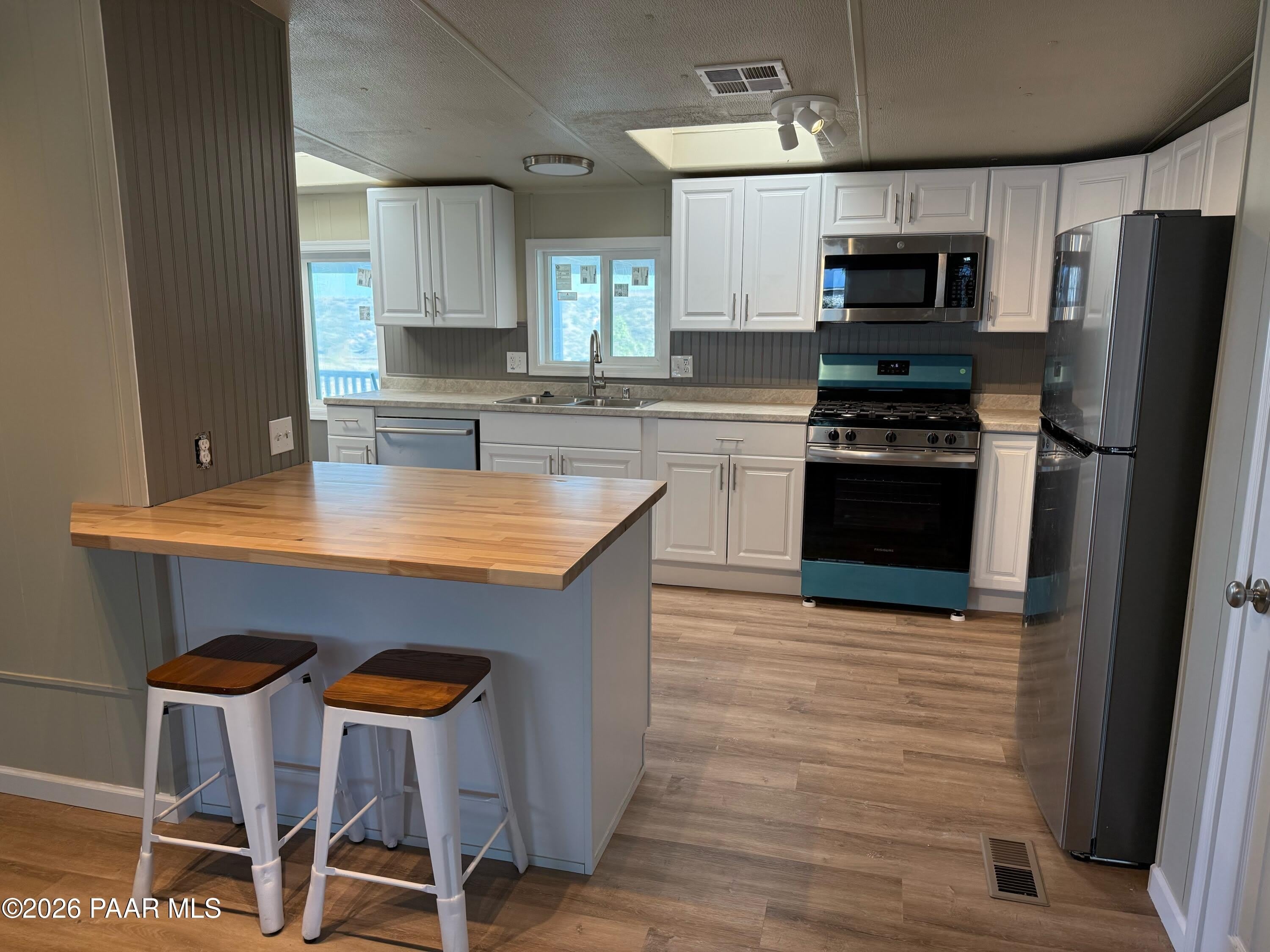 8201 E Canyon Lane – photo 2