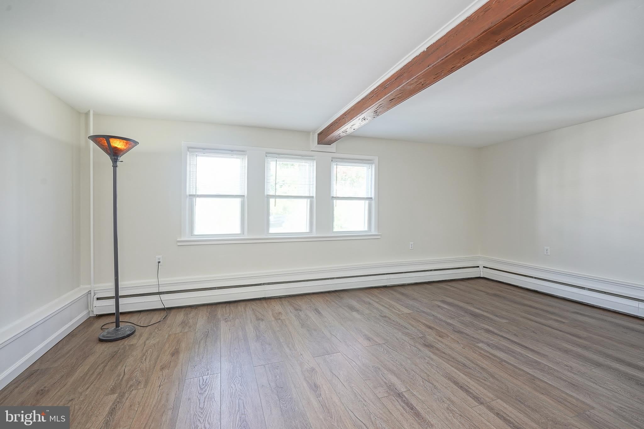 136 N READ Avenue – photo 4