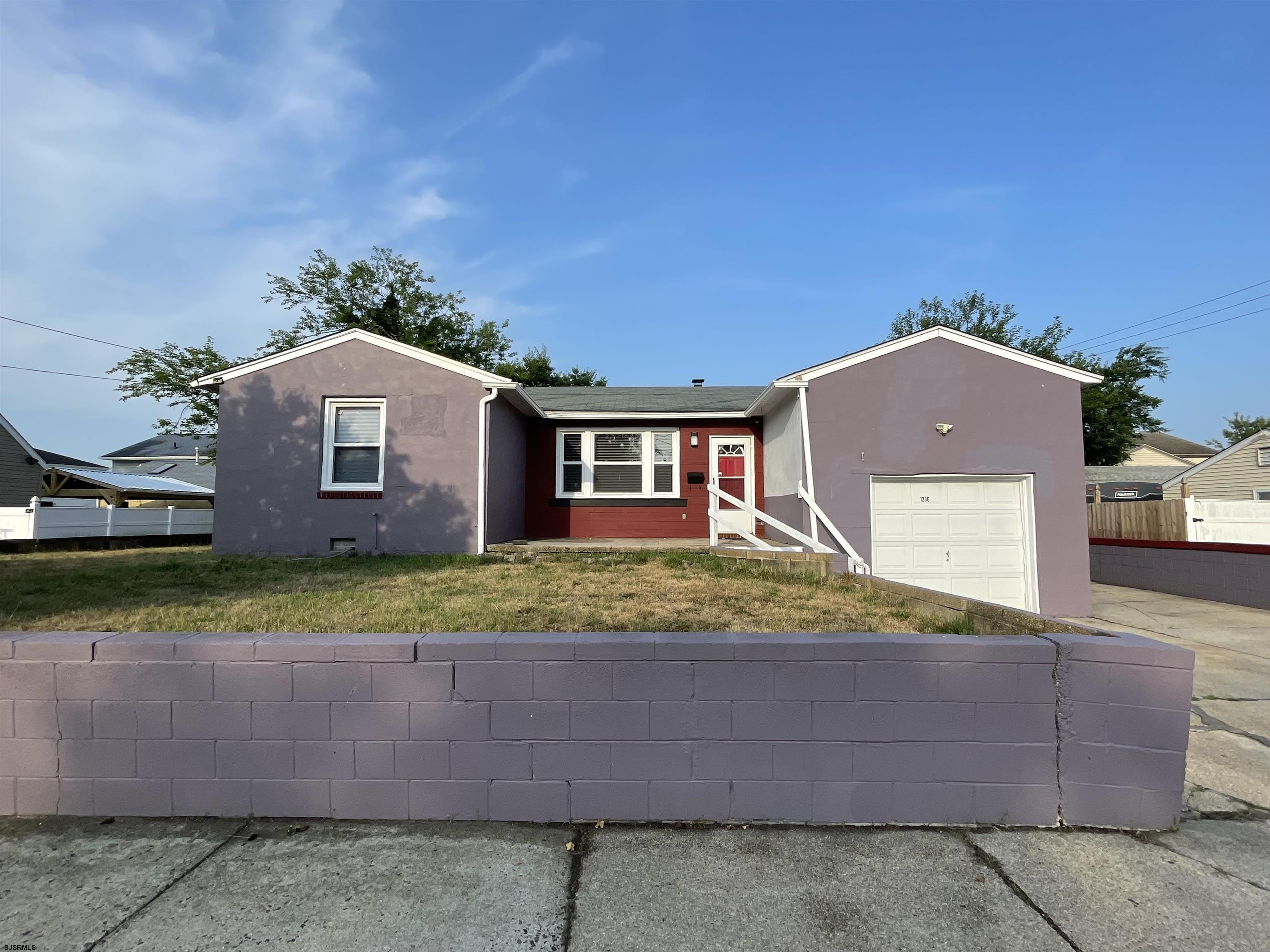 1236 N Ohio Ave – photo 1