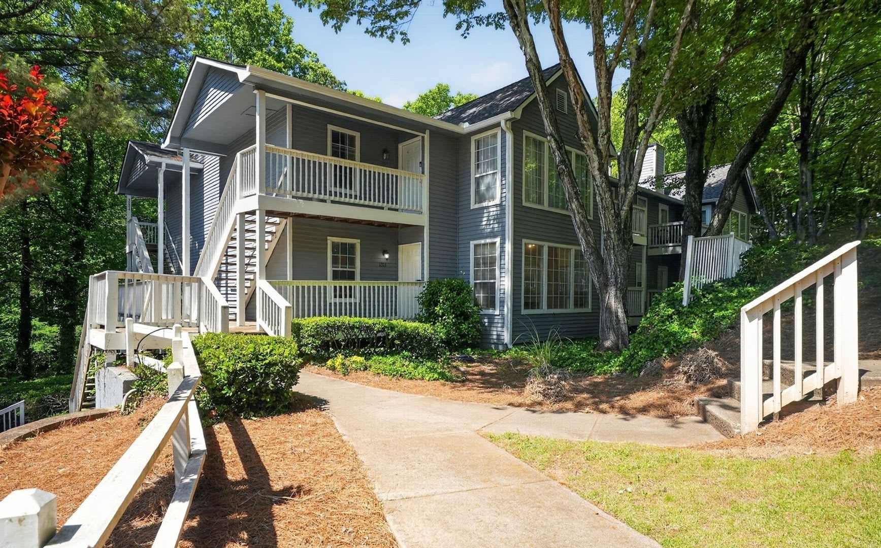 Room in 2 Bedroom Condo in Sandy Springs – photo 2