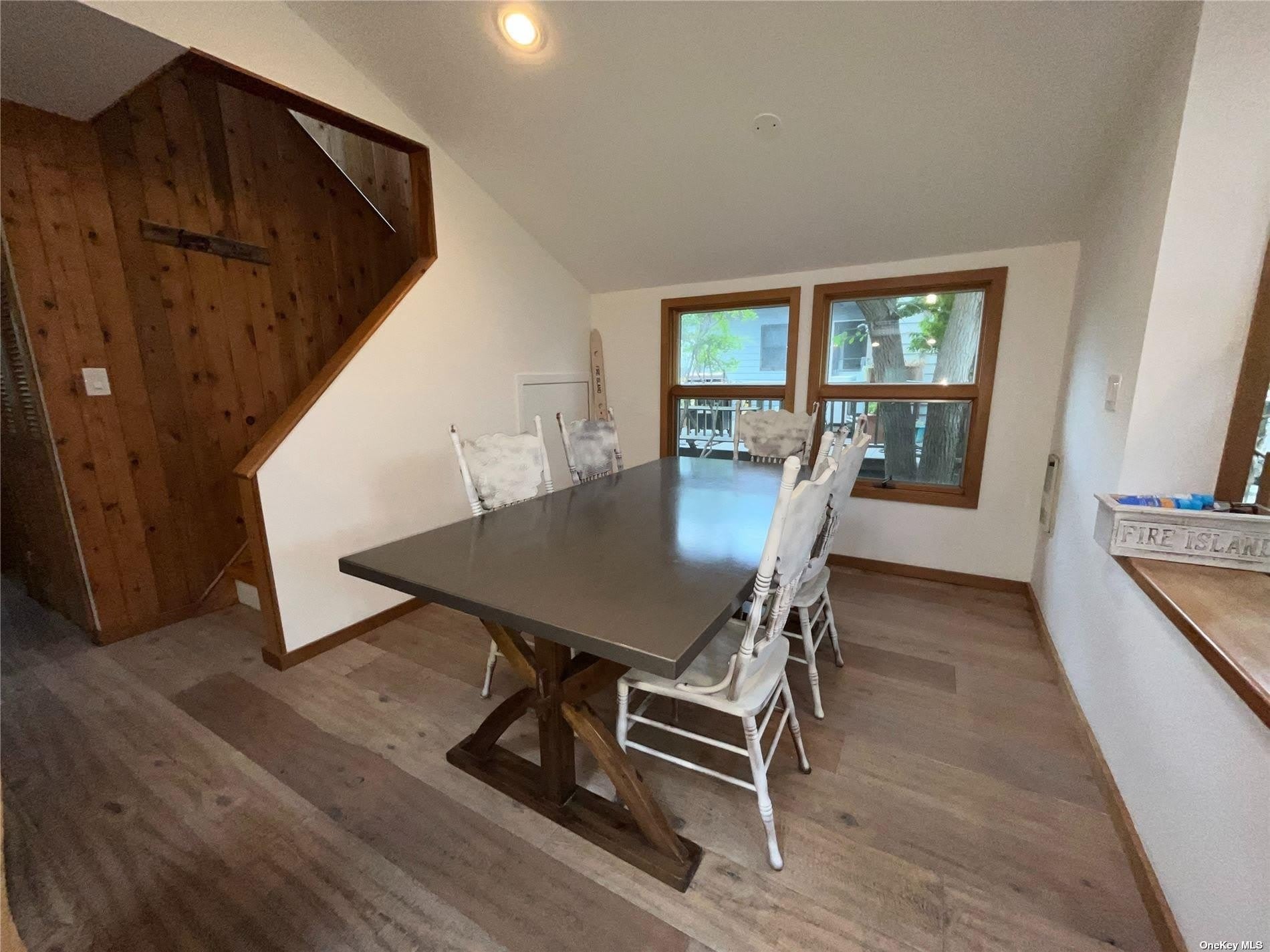 197 Cottage Walk – photo 3