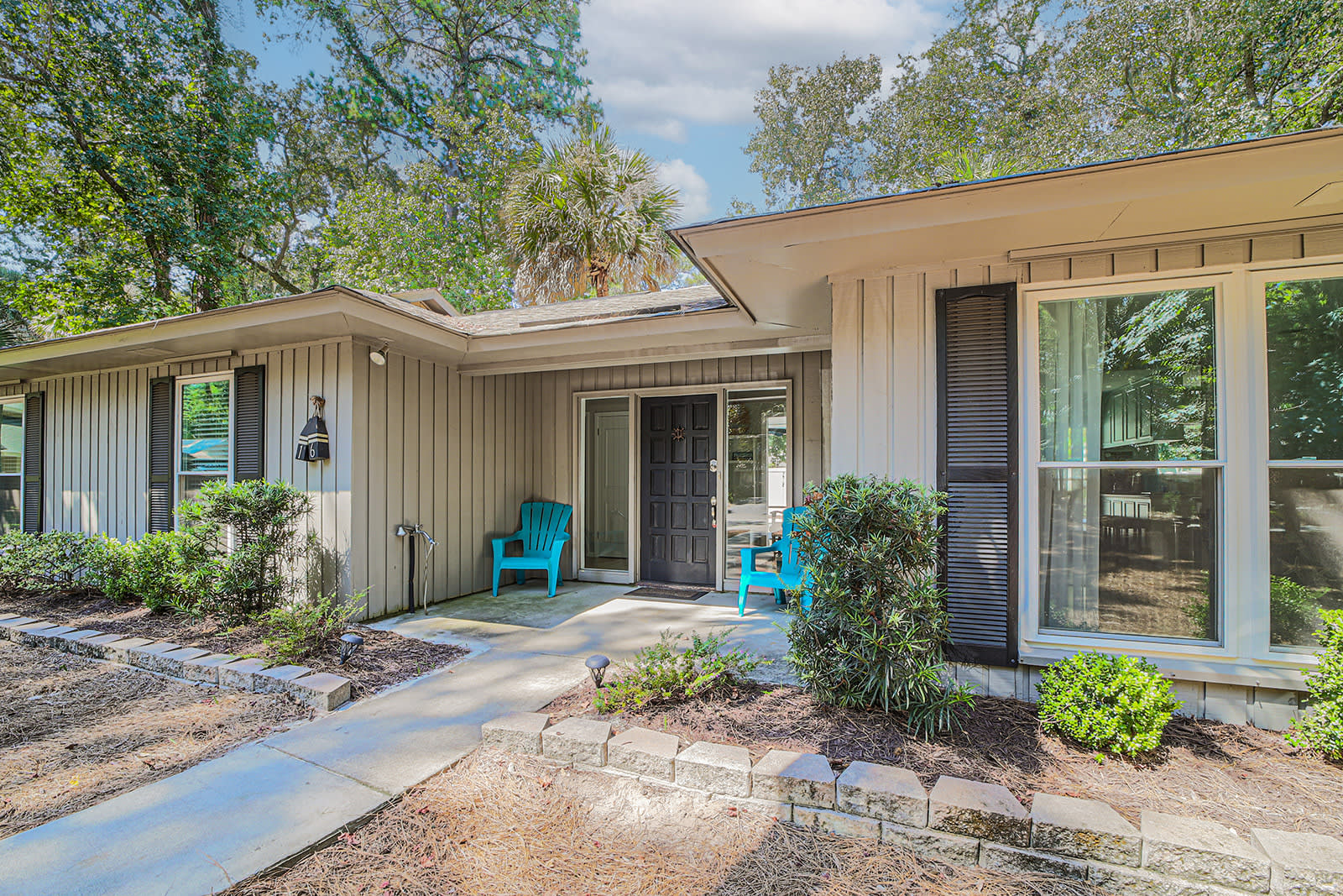 16 Pelican Street – photo 1